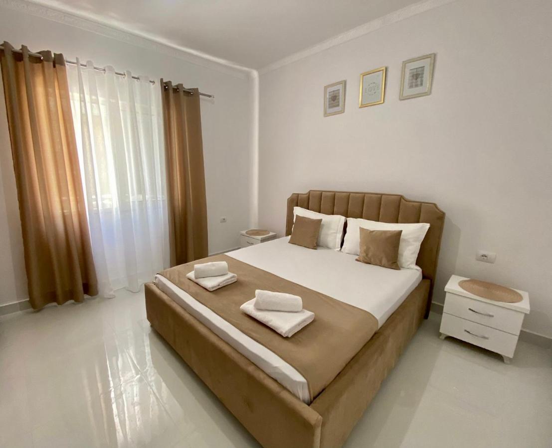 Ona Apartament Саранде Екстериор снимка