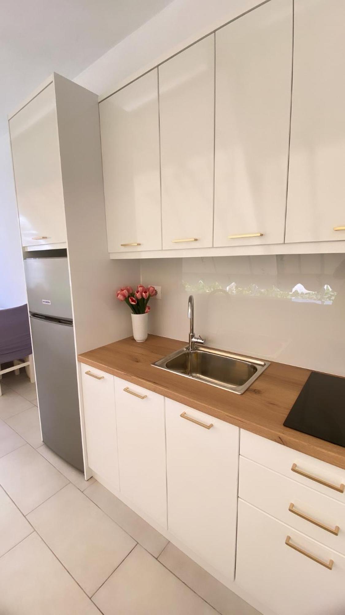 Ona Apartament Саранде Екстериор снимка